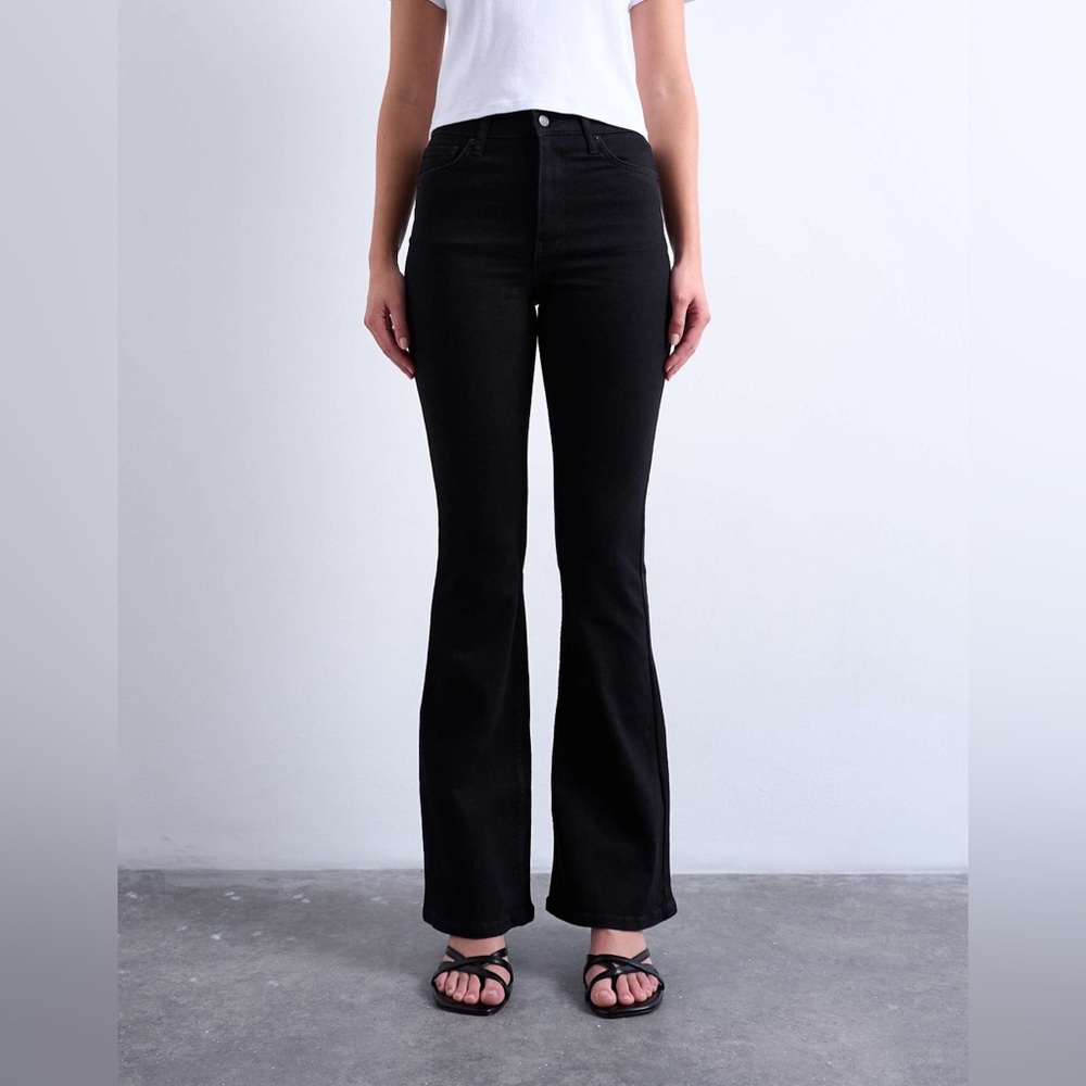 Topshop Moto Jamie Flare Jeans in Charcoal, W25